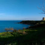 La costa del promontorio sul mare Ionio