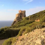 La fortezza sulla costa ovest dell'isola