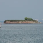 L'isolotto fortificato nella laguna