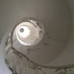 La scala a chiocciola dentro la torre